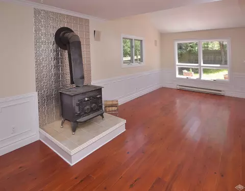 48 Riverside Ct #E, Avon, CO 81620 photo 2