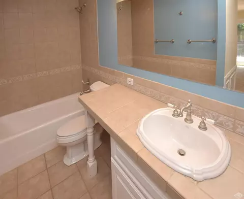 48 Riverside Ct #E, Avon, CO 81620 photo 10