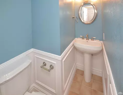 48 Riverside Ct #E, Avon, CO 81620 photo 12