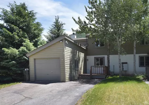 48 Riverside Ct #E, Avon, CO 81620 photo 1
