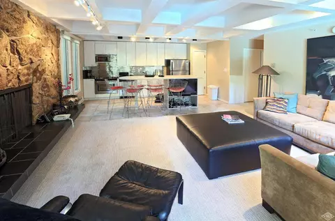 124 Willow Bridge Rd #2F, Vail, CO 81657 photo 2