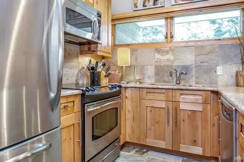 1030 Lions Ridge Loop #206, Vail, CO 81657 photo 5