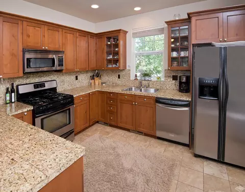 40 Pearch St, Eagle, CO 81631 photo 6