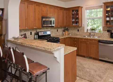 40 Pearch St, Eagle, CO 81631 photo 5