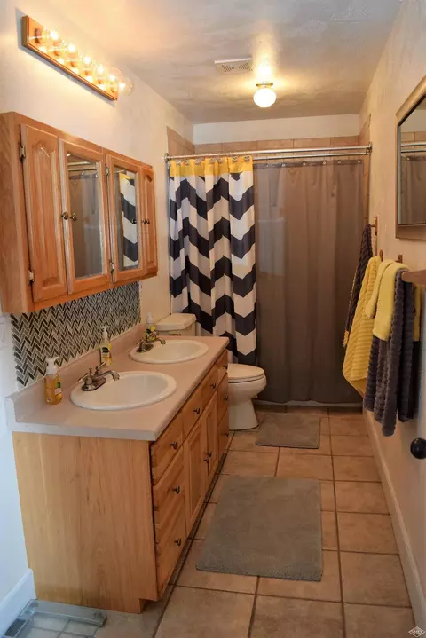 381 Black Bear, Gypsum, CO 81637 photo 18