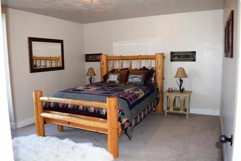 381 Black Bear, Gypsum, CO 81637 photo 16