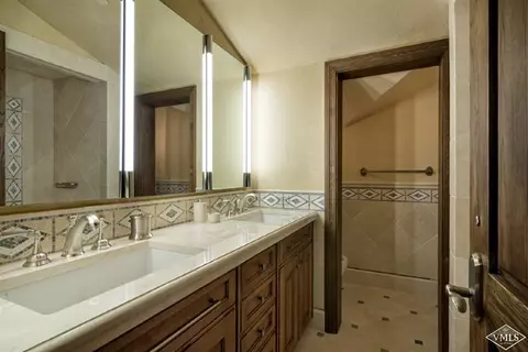 600 Vail Valley Dr #A14, Vail, CO 81657 photo 10