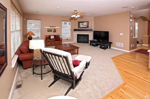 216 Ewing St, Eagle, CO 81631 photo 9