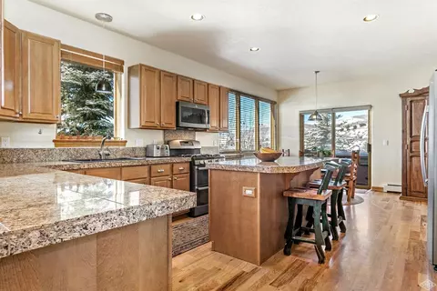 5221 Wildridge Rd E #B, Avon, CO 81620 photo 3