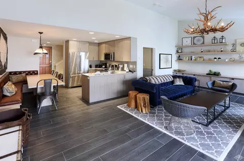 292 E Meadow Dr #679, Vail, CO 81657 photo 3
