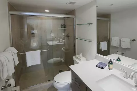 292 E Meadow Dr #679, Vail, CO 81657 photo 11