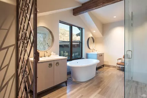 925 Fairway Dr, Vail, CO 81657 photo 8