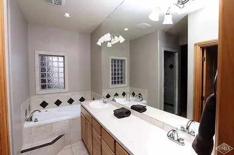2460 Saddle Ridge Loop #B, Avon, CO 81620 photo 12