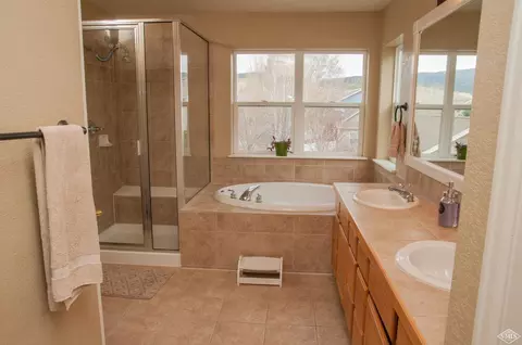 895 Sylvan Lake Rd, Eagle, CO 81631 photo 5