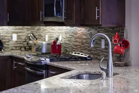 300 Hurd Ln #E101, Avon, CO 81620 photo 5