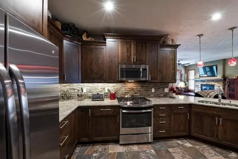 300 Hurd Ln #E101, Avon, CO 81620 photo 6