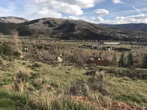 755 Charolais Cir, Edwards, CO 81632 photo 2