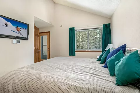 5040 Main Gore Pl #E-2, Vail, CO 81657 photo 12