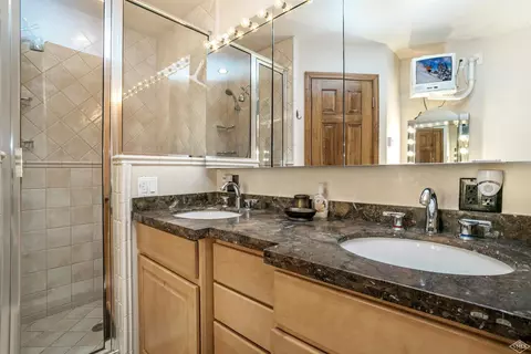 5040 Main Gore Pl #E-2, Vail, CO 81657 photo 17