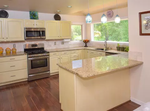 331 Rawhide Rd, Edwards, CO 81632 photo 7