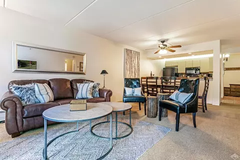 292 E Meadow Dr #218, Vail, CO 81657 photo 2