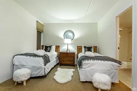 292 E Meadow Dr #218, Vail, CO 81657 photo 10