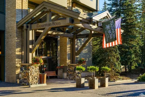 292 E Meadow Dr #218, Vail, CO 81657 photo 3