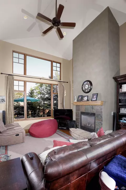 18 Horton St, Eagle, CO 81631 photo 3