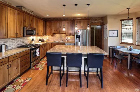 18 Horton St, Eagle, CO 81631 photo 4