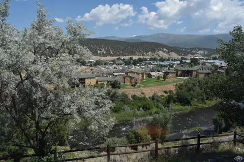 29 Sunset Ct, Eagle, CO 81631 photo 2