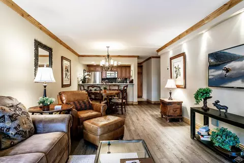 292 E Meadow Dr #221, Vail, CO 81657 photo 3