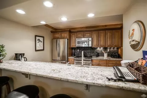 292 E Meadow Dr #221, Vail, CO 81657 photo 9