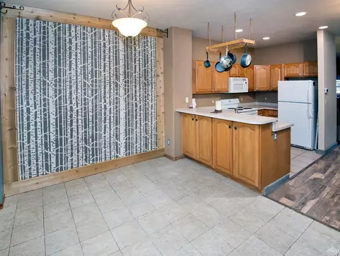 78 Chelsea Ct, Eagle, CO 81631 photo 2