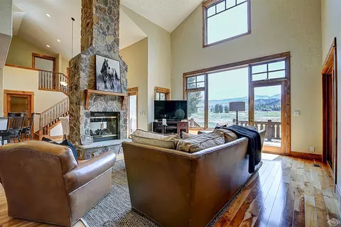 152 Lime Park Dr, Eagle, CO 81631 photo 3