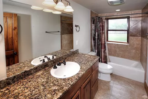 574 Hernage Creek Rd, Eagle, CO 81631 photo 14