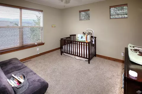 48 Wren Ct, Eagle, CO 81631 photo 9