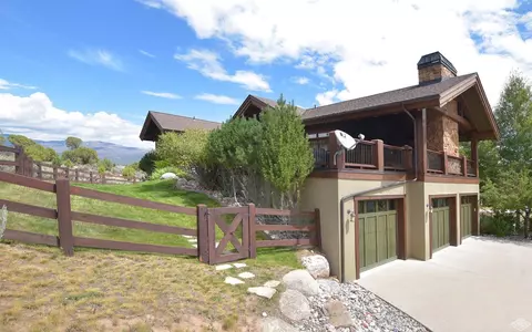 627 Hernage Creek Rd, Eagle, CO 81631 photo 4