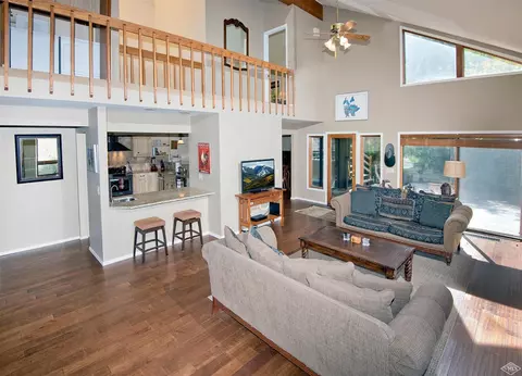 972 W Eagle Dr W, Avon, CO 81620 photo 4