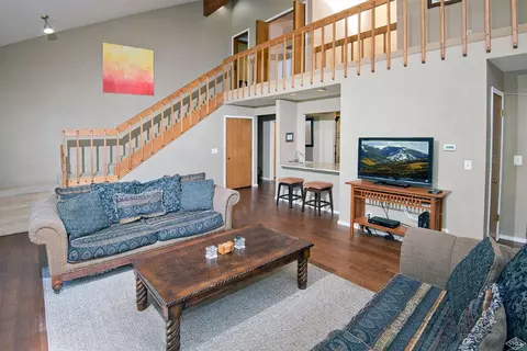 972 W Eagle Dr W, Avon, CO 81620 photo 7