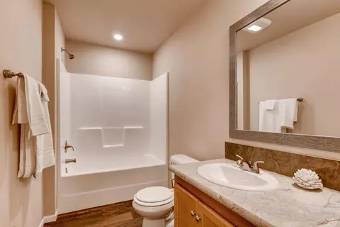 15 Brook Trout Loop, Gypsum, CO 81637 photo 10
