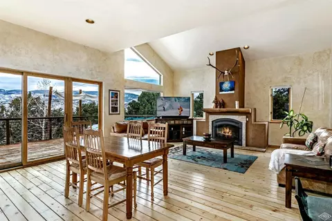 914 Mesa Dr, Eagle, CO 81631 photo 1