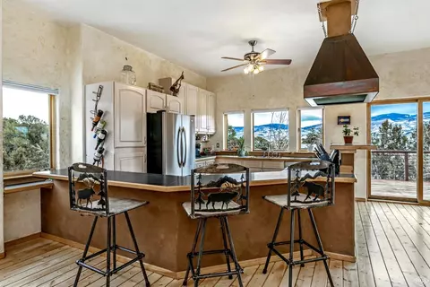 914 Mesa Dr, Eagle, CO 81631 photo 4