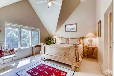 3720 Eaglebend Dr, Avon, CO 81620 photo 2