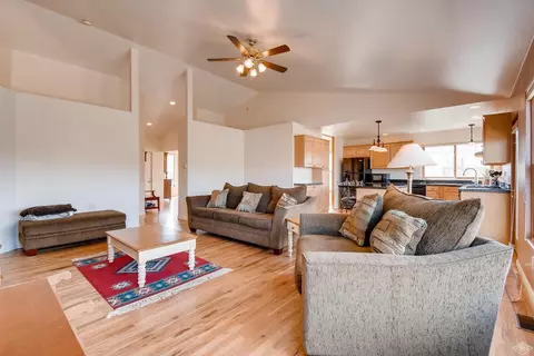 1411 Mesa Dr, Eagle, CO 81631 photo 3