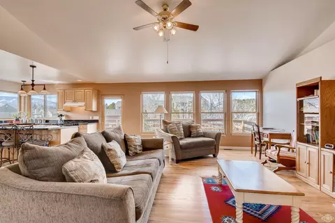 1411 Mesa Dr, Eagle, CO 81631 photo 11