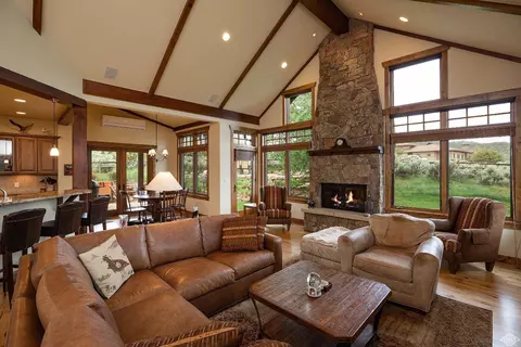 191 Harrier Cir, Eagle, CO 81631 photo 2