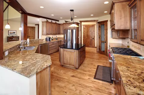 191 Harrier Cir, Eagle, CO 81631 photo 4