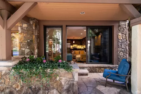 83 Willow Pl #1, Vail, CO 81657 photo 4
