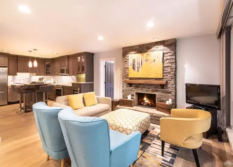 83 Willow Pl #1, Vail, CO 81657 photo 6