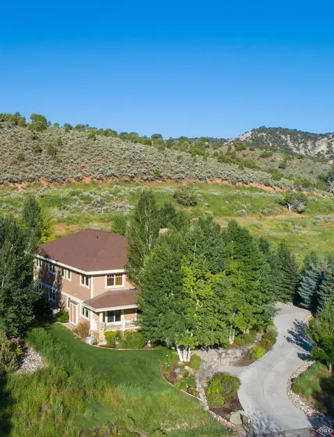 89 Abrams Creek Dr, Eagle, CO 81631 photo 2